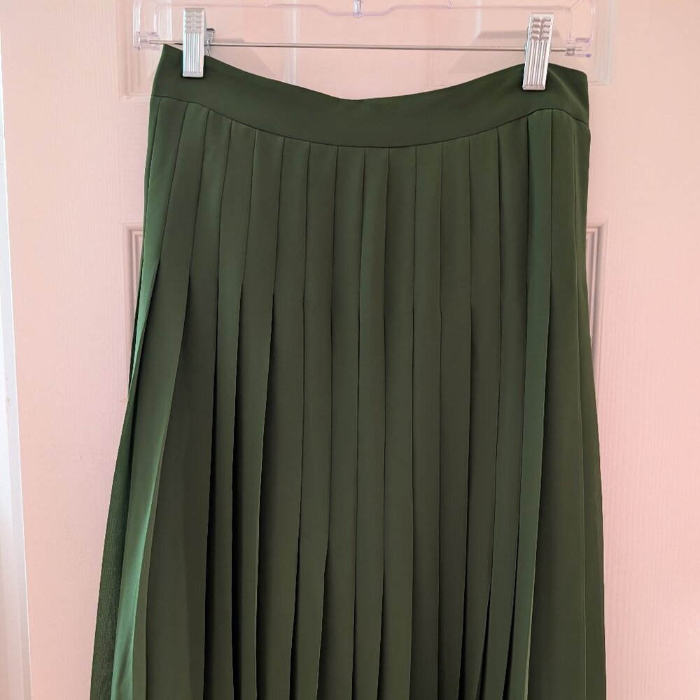 Forest green pleated chiffon skirt